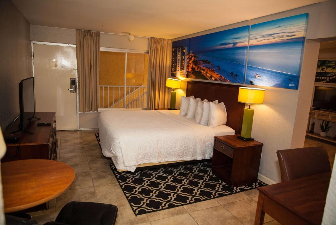 Days Inn By Wyndham Cocoa Cruiseport West At I-95/524 Exterior foto