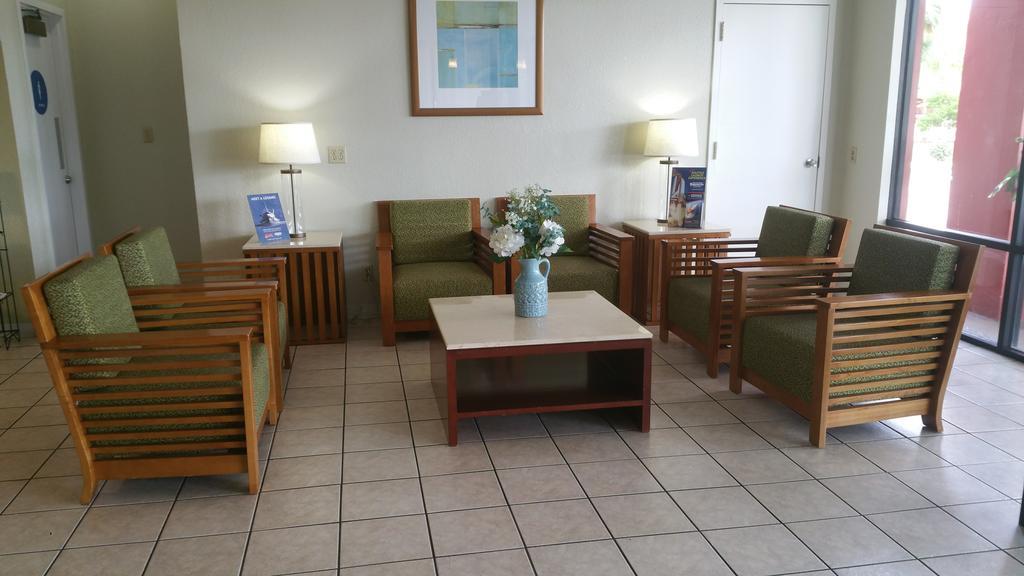 Days Inn By Wyndham Cocoa Cruiseport West At I-95/524 Exterior foto